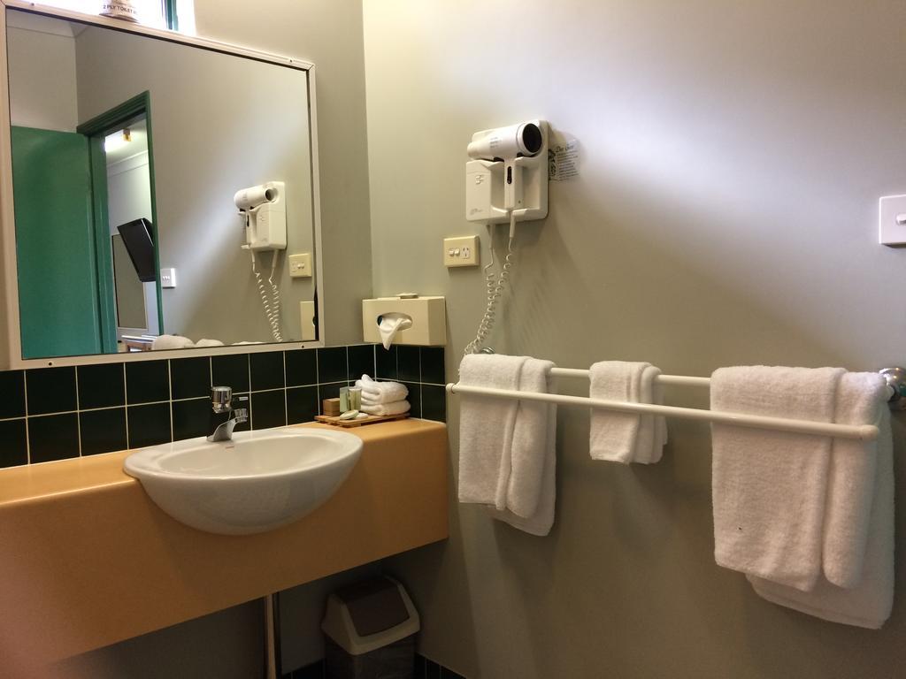 קאירנס Cannon Park Motel מראה חיצוני תמונה